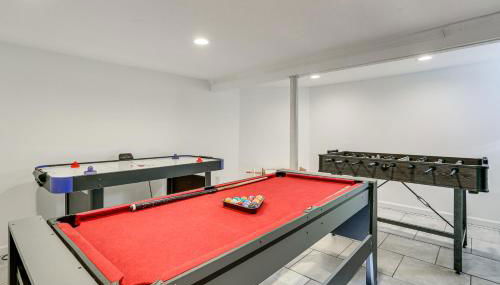 Game Room and Hot Tub Family Gem on Lake Hopatcong - Foto 3