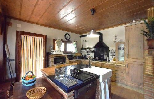 Idyllic Andalusian villa with private pool & stunning views - Foto 13