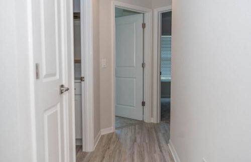 The Villages Retreat- Free Coffee Brand New - Foto 14