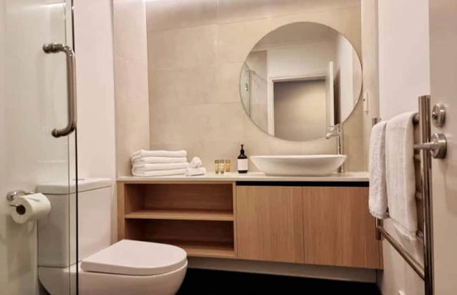 Chic CBD Studio-Aircon-Wifi -Heated Pool - Foto 11