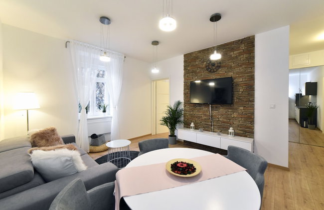 Lumi Primorska - Bright & Peaceful Courtyard Apartment - Foto 21