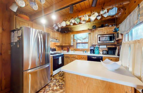 Lake Bomoseen Log Cabin - Foto 12