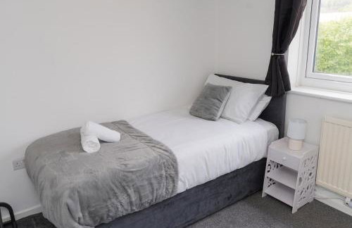 Contractors-Relocation-Free Parking-M5 Junction2 - Foto 21