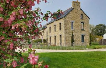 Les Grands Gîtes de Cancale, gîtes de charme avec jacuzzi - Foto 3