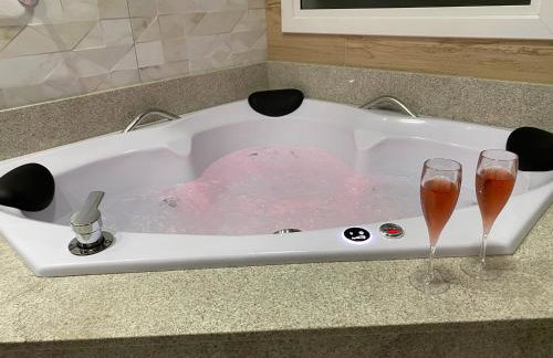 DUPLEX COM JACUZZI NA BORGES - SATTVA HOME - Foto 57