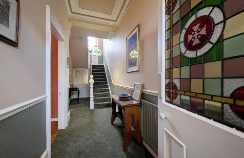 Charming 3 Bedroom Home in Jesmond - Pass the Keys - Photo 34
