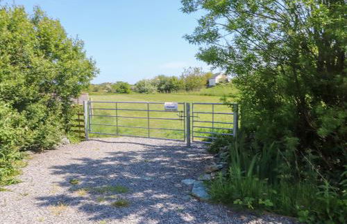 The Lodge - Photo 24