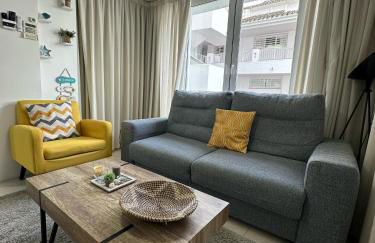 Modern 1BR Walk to Beach, Casino & Puerto Banús - Foto 7