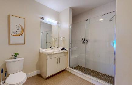 Elegant Home - Photo 15