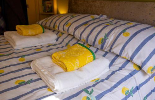 1 Bed Caravan Sleeps 2 -Dog Welcome -Free Parking - Photo 28