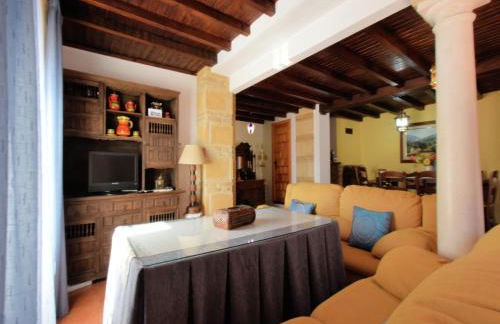 Andalusian House With Private Pool in the Picturesque Village of Zagrilla Alta - Foto 16