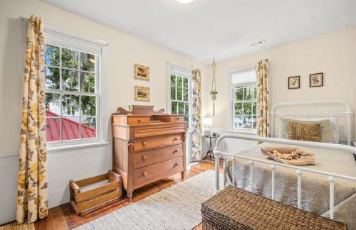 The Sandpiper - Just Steps to Downtown Beaufort and Beaufort River - Photo 27