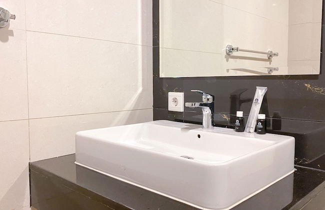 Warm And Elegant 2Br At The Kensington Royal Suites Apartment - Photo 22