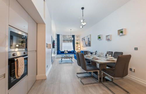 Warstone Suite-Luxury 2-Bedroom Flat, Parking, WiFi, Netflix, Central Location - Foto 20