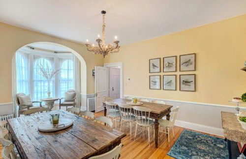 Historic Brookfield Farm Home about 14 Mi to Milwaukee - Foto 7