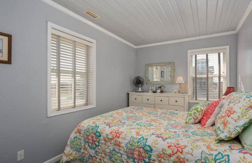 OBX 4BR Oceanfront Cottage - Foto 33