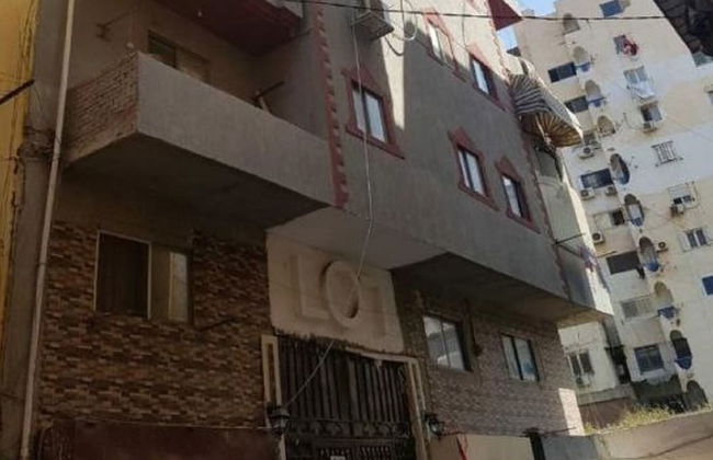 Females Only Host is Woman Citycenter - Foto 18