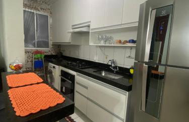 Apartamento com AR Condicionado splint, condomínio com piscina 2 Qts, próximo à praias e ao pavilhão de Carapina com portaria 24h - Foto 8