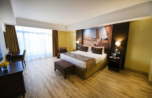 Mestil Hotels & Residences - Photo 11