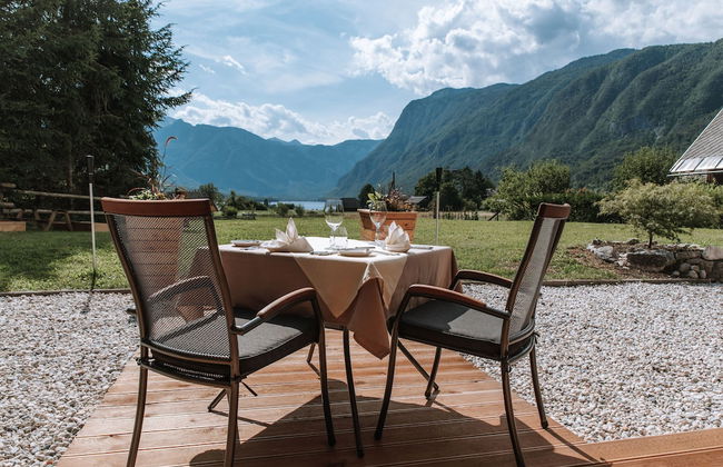 Aparthotel Triglav - Photo 40