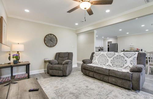 Dine, Shop and Play Kenner Home with Patio and Yard! - Foto 7