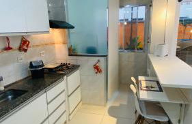 Apartamento com varanda Gourmet na praia da enseada - Foto 19