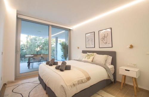 Sea View Apartment Near The Beach - Photo 15