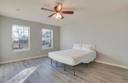 Serene 50-Acre Nature Retreat Near Melissa and Anna - Photo 26