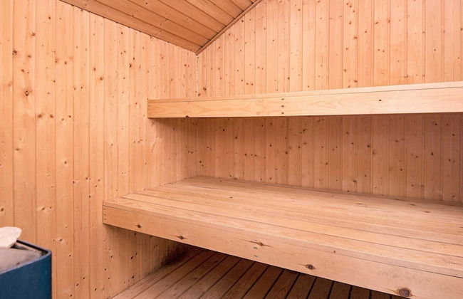 Elegant Holiday Home in Jutland With Sauna - Foto 21