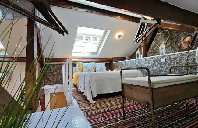 Studios with Mezzanine Rua da Moeda - Foto 49