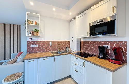 Studio - Terracotta - Netflix - Foto 13