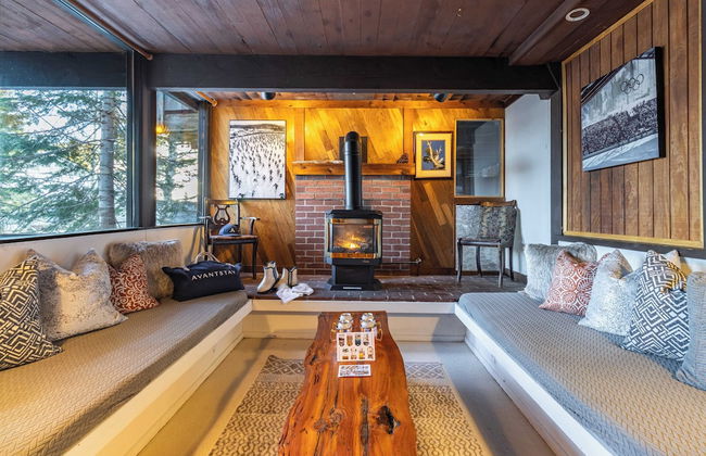 Mt. Jola by Avantstay A 5-minute Walk Away to Palisades and Lifts - Photo 1