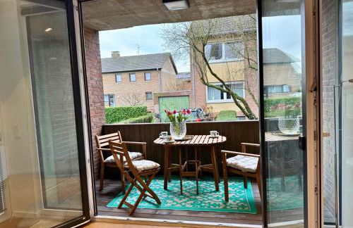 Top Apartment in Kranenburg - central & quiet - terrace and large windows - incl parking, fast WiFi, Box-Spring bed, washer & dryer, Netflix - Foto 13