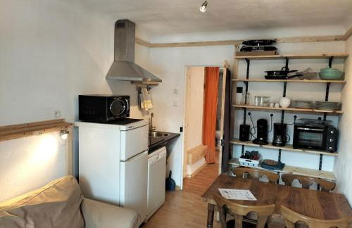 A découvrir joli petit Appart au coeur du village - Foto 2