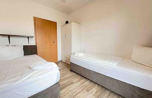 STB114 moderne Monteurwohnung - Foto 5