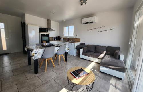 En Ardèche, maison de vacances l'Odyssée climatisée avec sa piscine privée et chauffée - Foto 11