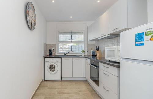 Casa luminosa con amplia terraza en Roses, cerca de la playa y bien equipada - HISP-288-42 - Foto 11