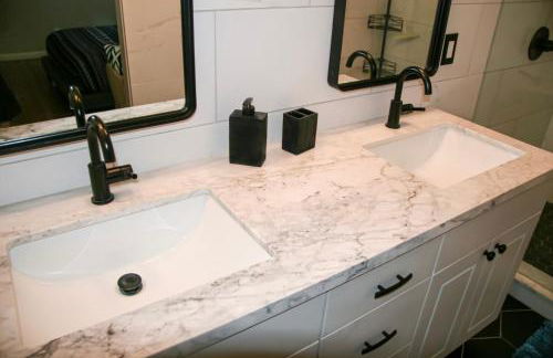 Large Pool & Patio Cozy Single Story Family House - Foto 34