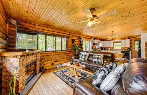 Game Room, Hot Tub! Cabin 9 Mi to Big Boulder Mtn - Foto 6