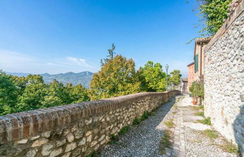 2 Bedroom Cozy Apartment In Verucchio - Foto 7
