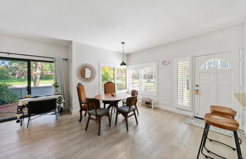 Charming 3BR - Prime Northwood Location - Foto 7