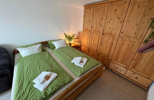 Haus mit Seeblick - Terrassen - großzügig auf 2 Ebenen - freistehend 1.000 qm - Foto 24