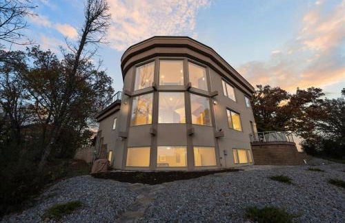 Family Lake Retreat Private Beach Dock Views - Foto 1