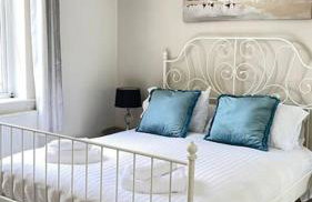 Gatelodge - Charming 2-Bed Cottage, Exmouth - Sleeps 3 - Photo 2