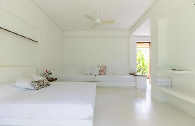 w Beautiful 4BR Villa at Mesa de Yeguas - Photo 16