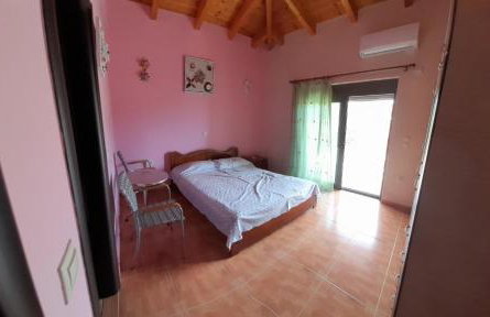 Stone Villa at Alyki Beach - Photo 7