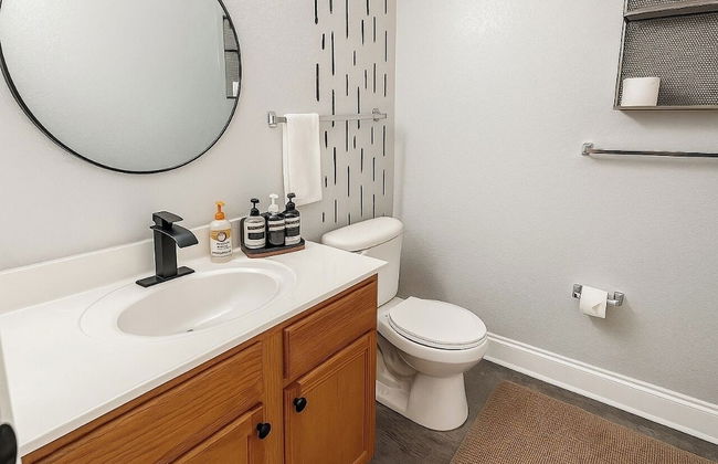 3BR Townhome w/ Pool & BBQ Near Disney - Photo 14