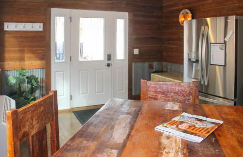 Scenic Yankton Retreat with Fire Pit 1 Mi to Lake! - Foto 31