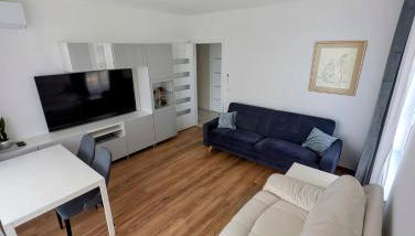 Przystanek Międzylesie Dwupokojowy Apartament z osobną Kuchnią Garażem Self Check-in Blisko CZD - Foto 3