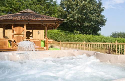 Gwynfan Bungalow - Photo 1